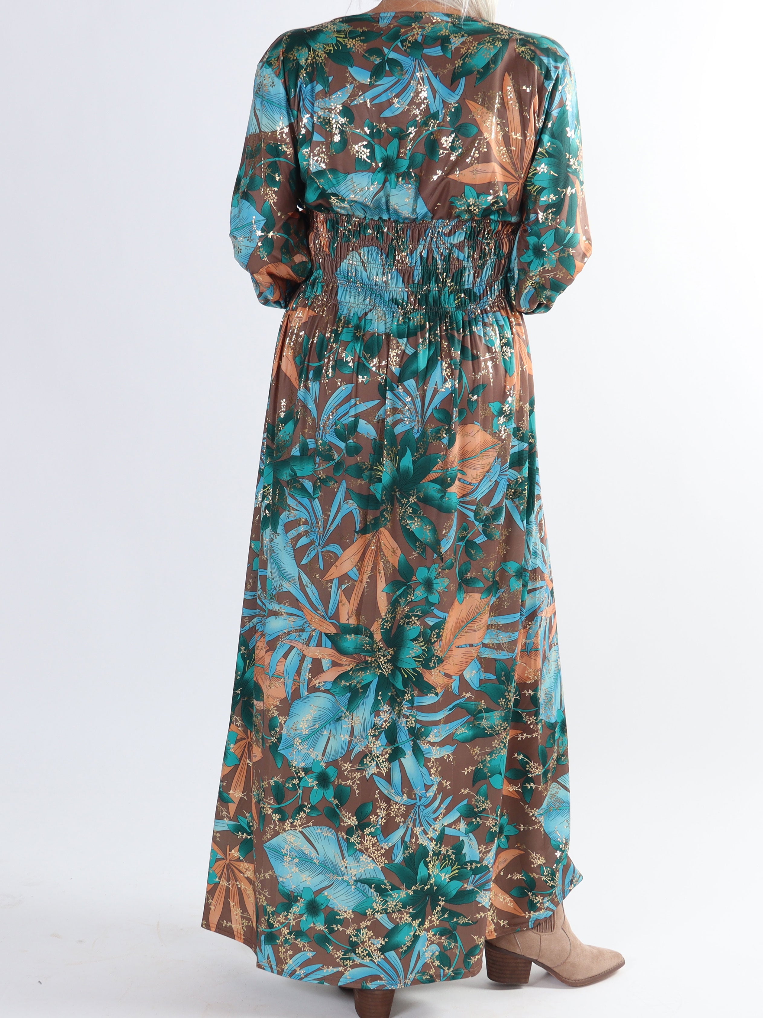 Pams L/S - Plus size elastisk klänning i skrynkelfritt tyg med långa ärmar